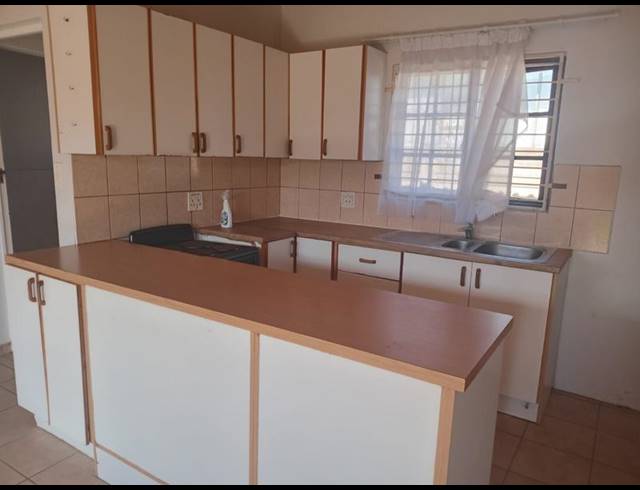 1 BEDROOM PROPERTY TO RENT IN BIRDSWOOD